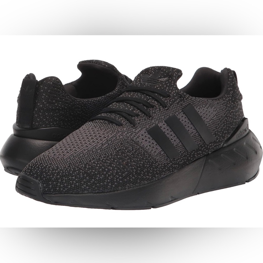 ADIDAS Originals Mens Swift Run 22 sneakers Size 7 NWT